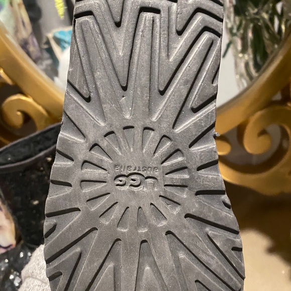 UGG sequin boots - Picture 3 of 3